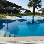 Glyfa Hotel Vartholomio