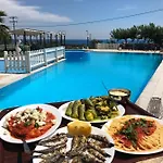 Hotel Glyfa Vartholomio