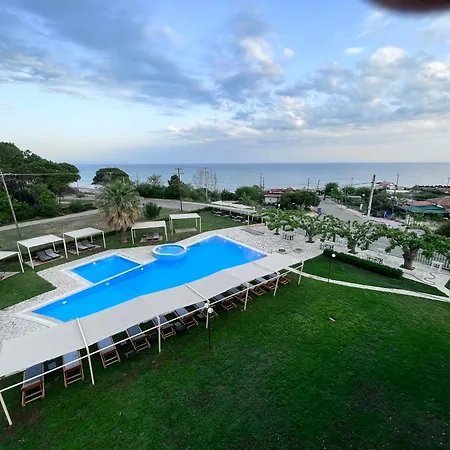 Glyfa 2* Vartholomio