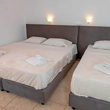 Glyfa Hotel 2*