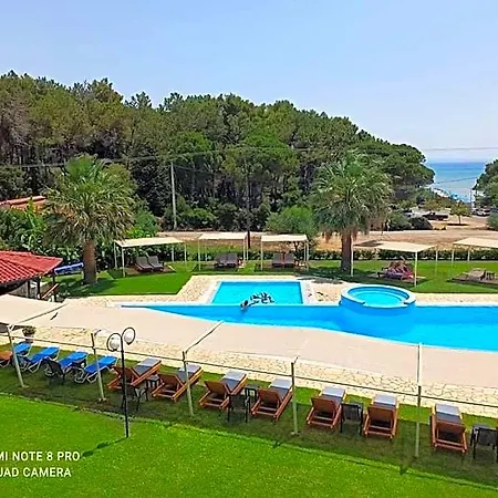 Glyfa Hotel Vartholomio