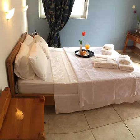 Glyfa Hotel Vartholomio