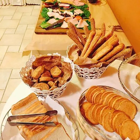 Glyfa فندق فارثولوميو