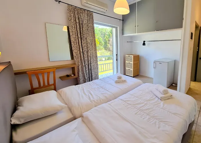 Hotel Glyfa Vartholomio